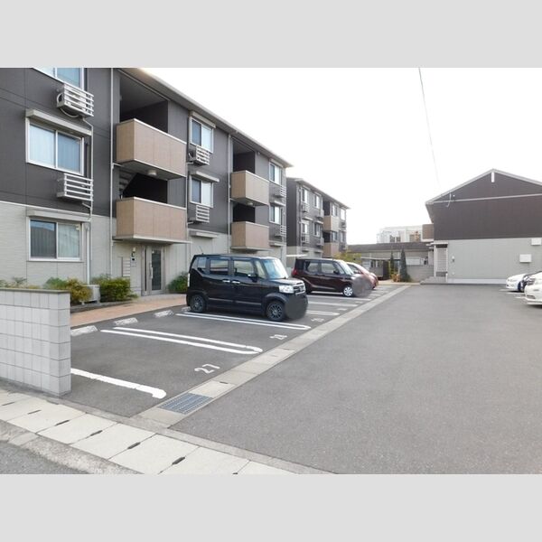 駐車場 (駐車場)