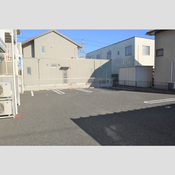 駐車場 (駐車場)