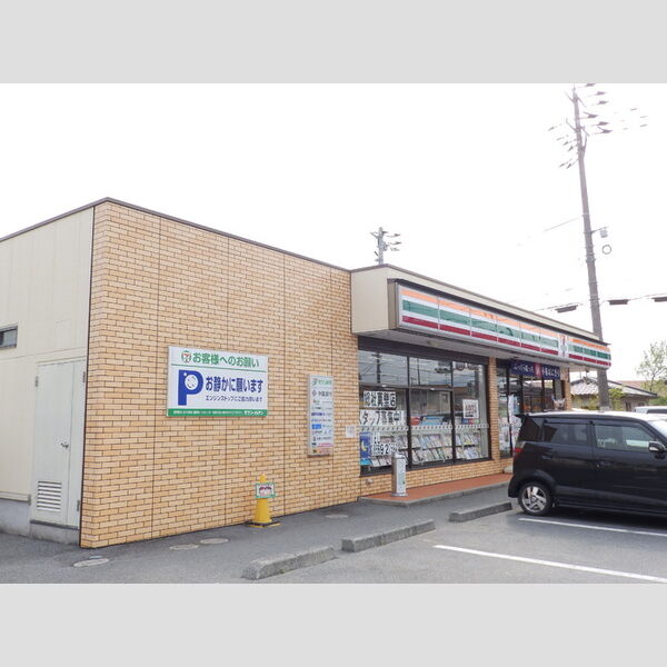 現地周辺 (セブンイレブン総社真壁店)