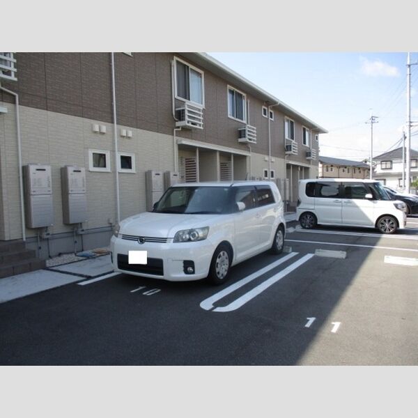 駐車場 (駐車場)