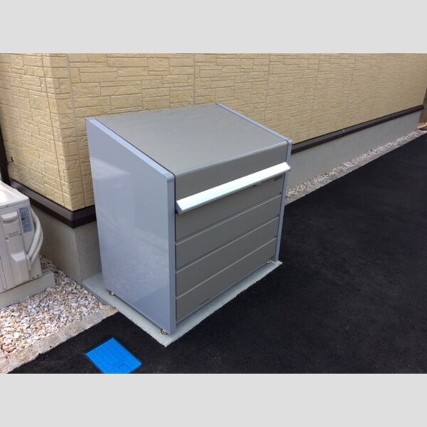 現地周辺 (ゴミ置場)