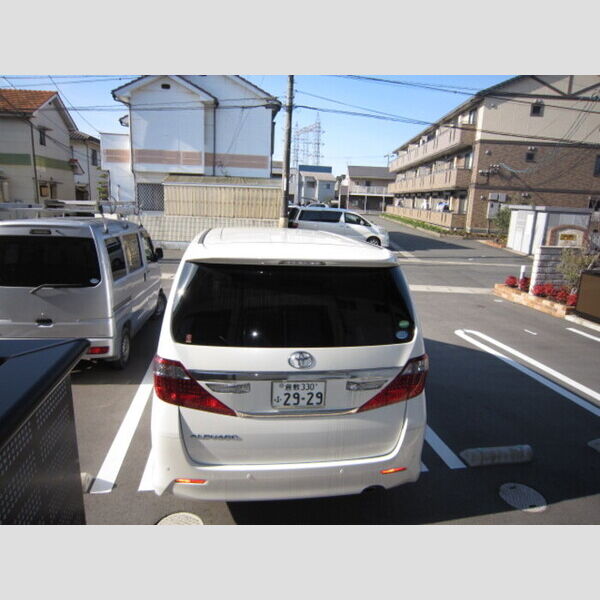 駐車場 (駐車場)