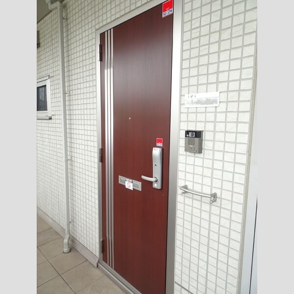 現地周辺 (エントランス)