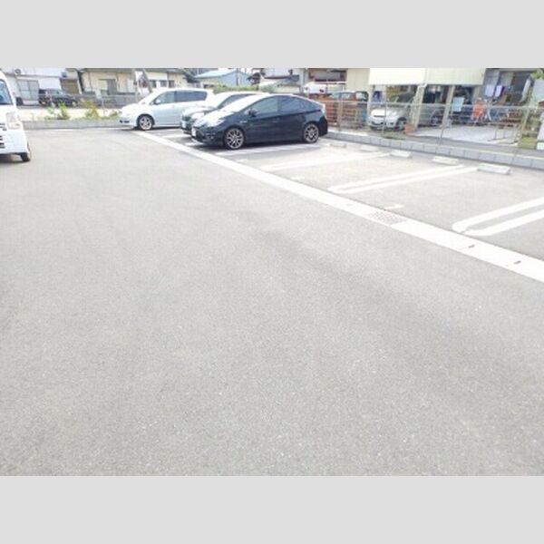 駐車場 (駐車場)