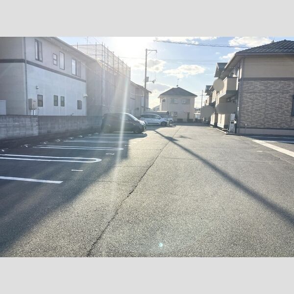 駐車場 (駐車場)