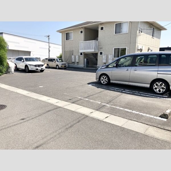 駐車場 (駐車場)