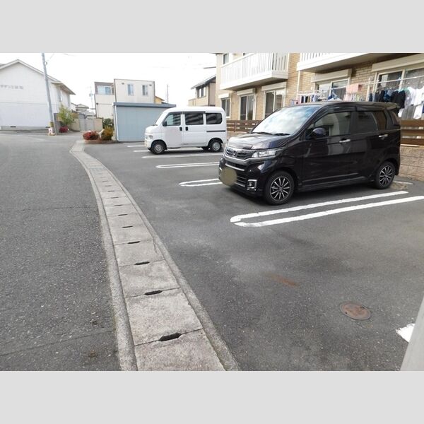 駐車場 (駐車場)