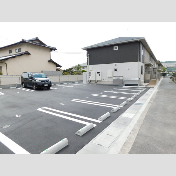 駐車場 (駐車場)