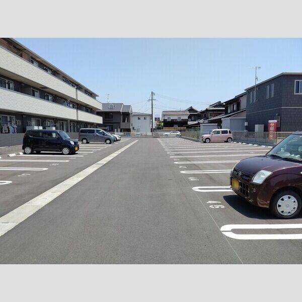 駐車場 (駐車場)