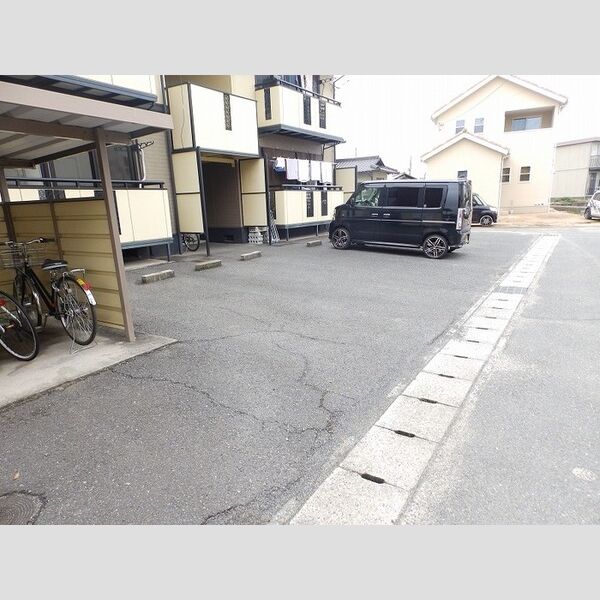 駐車場 (駐車場)