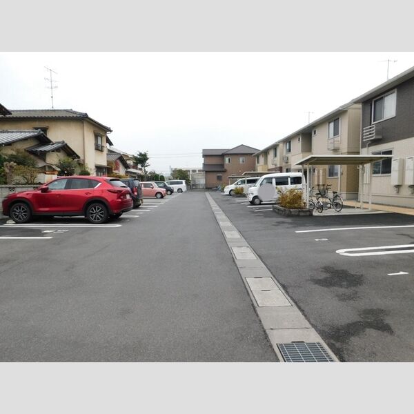 駐車場 (駐車場)