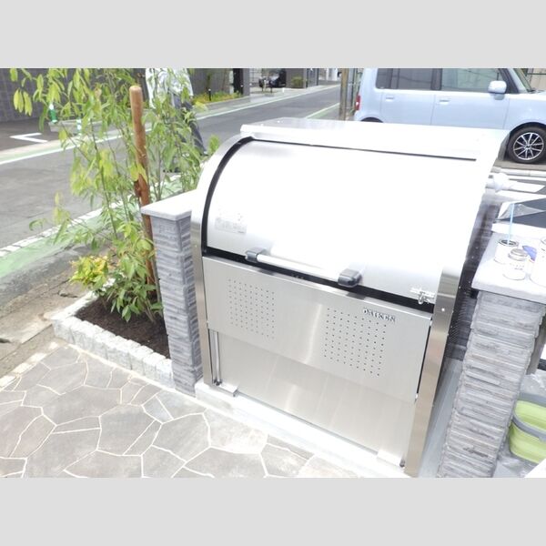 現地周辺 (ゴミステーション)