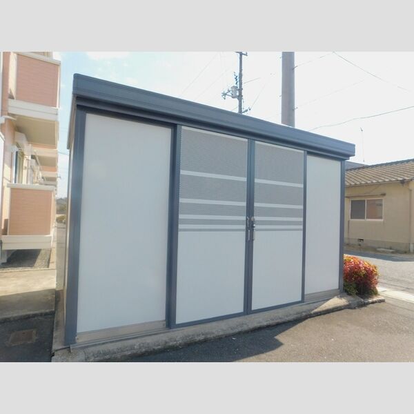 現地周辺 (ゴミステーション)