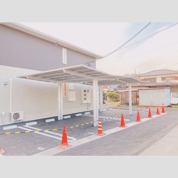 駐車場 (駐車場)