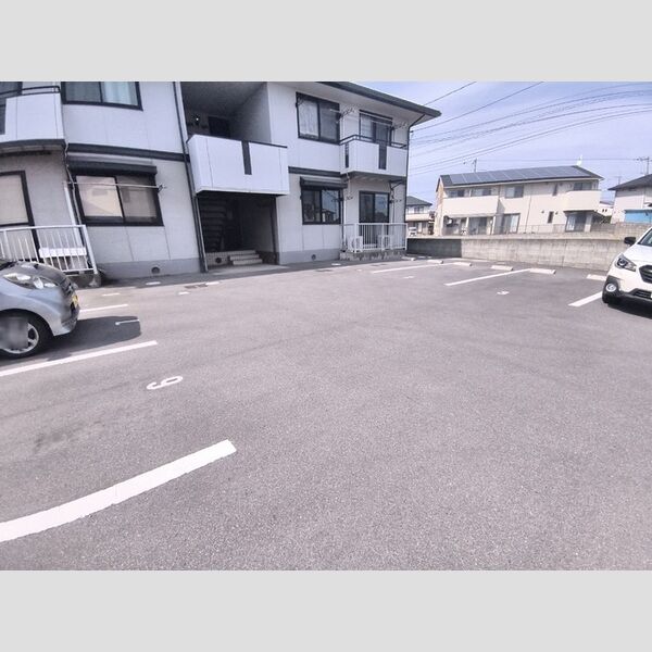 駐車場 (駐車場)