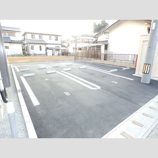 駐車場 (駐車場)
