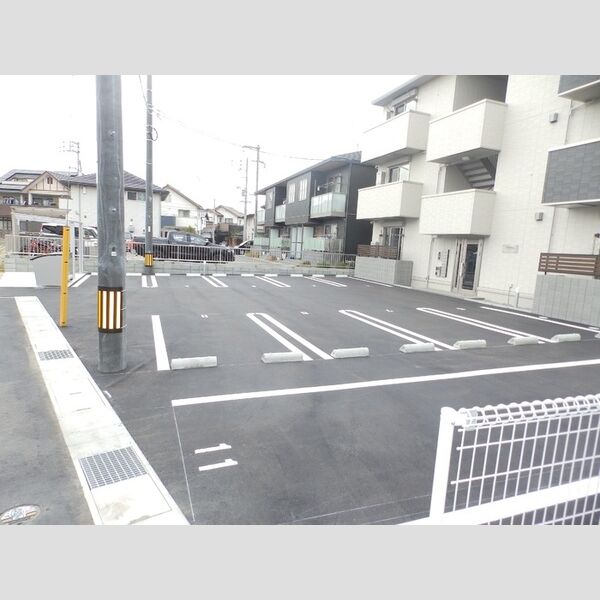 駐車場 (駐車場)