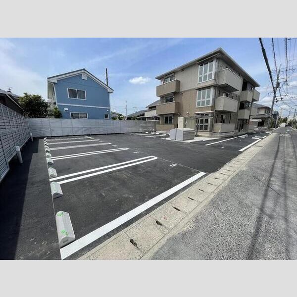 駐車場 (駐車場)