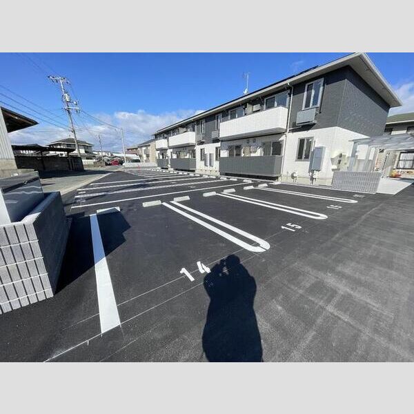 駐車場 (駐車場)