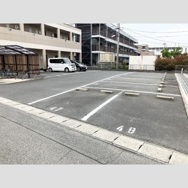 駐車場 (駐車場)