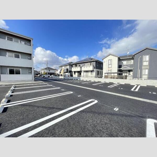 駐車場 (駐車場)