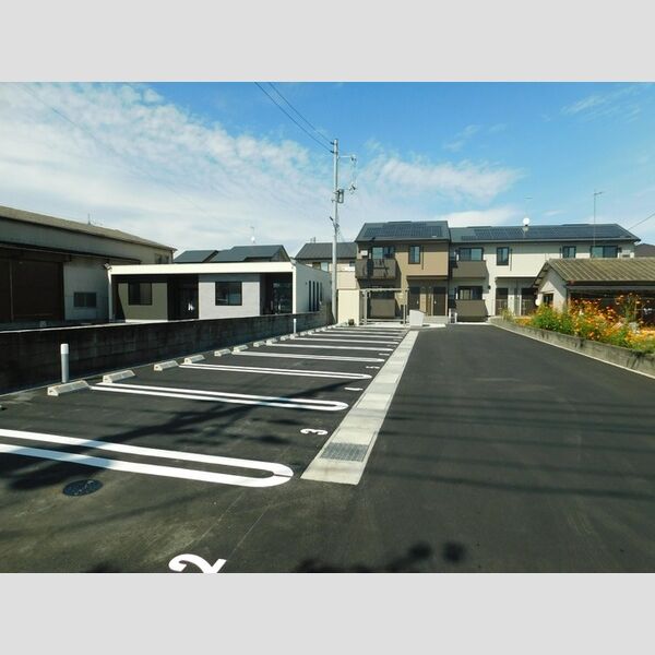 駐車場 (駐車場)