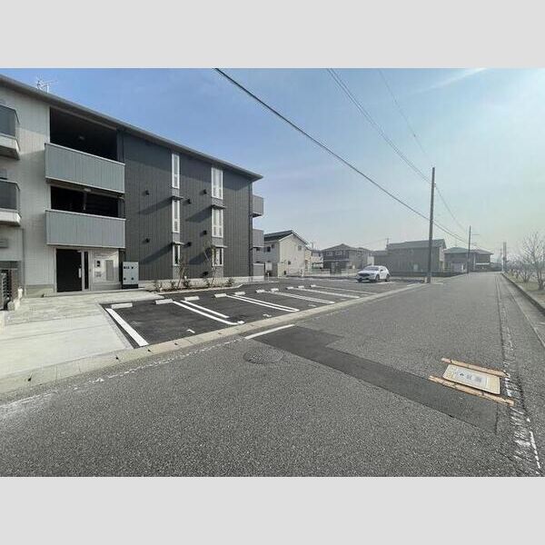 駐車場 (駐車場)