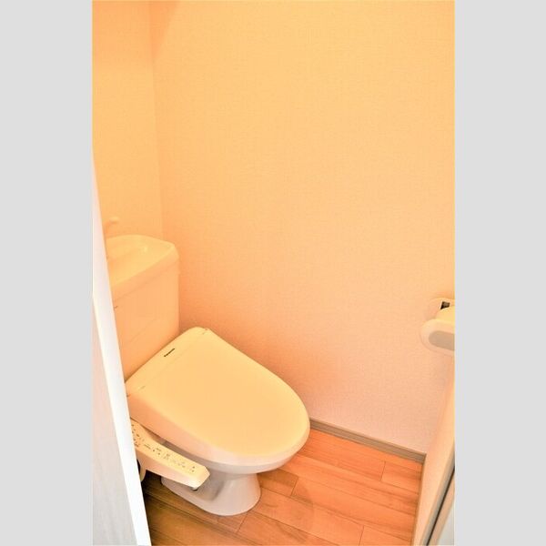 トイレ (温水洗浄暖房便座)