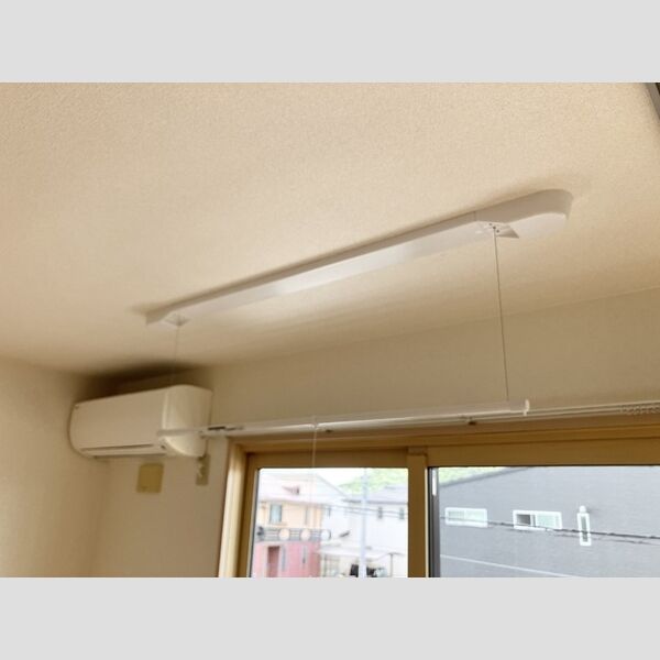 その他 (室内物干し)