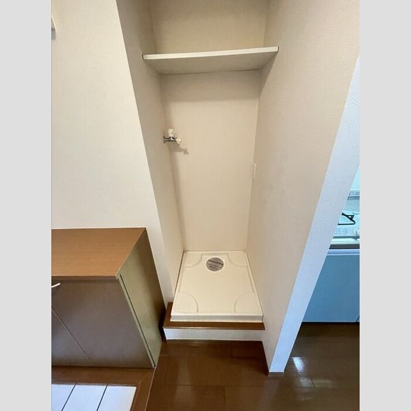 その他 (洗濯機置き場)