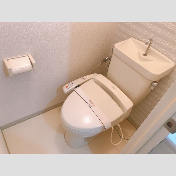 トイレ (トイレ【温水洗浄暖房便座】)