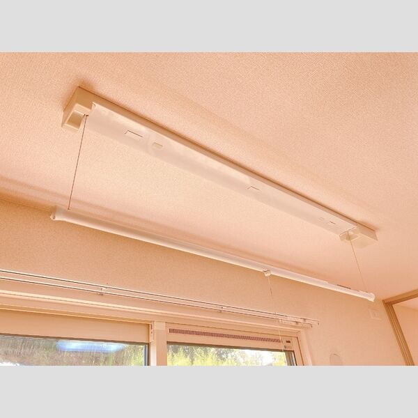 その他 (室内物干し)