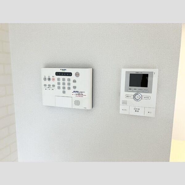 その他設備 (ALSOKホームセキュリティ、モニター付インターホン)