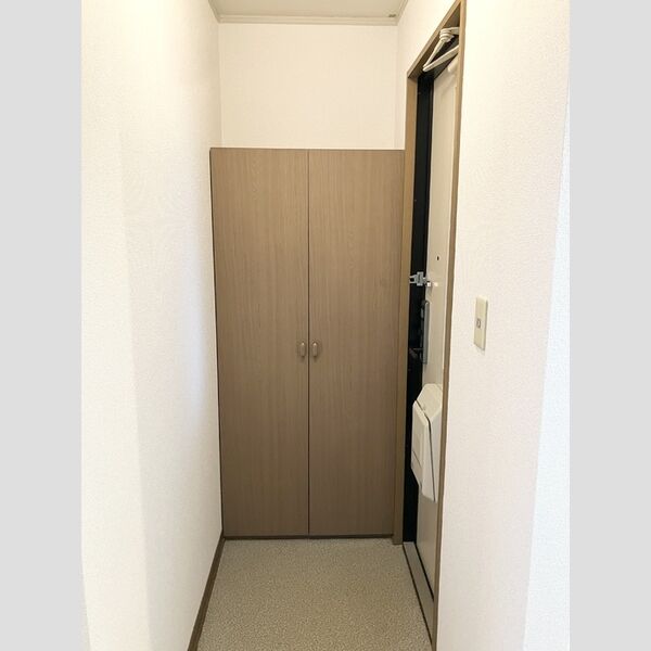 玄関 (シューズボックス)