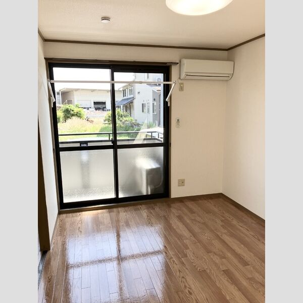 その他 (洋室)