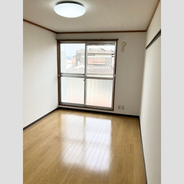 その他 (洋室)