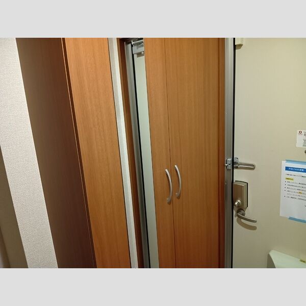 玄関 (シューズボックス)