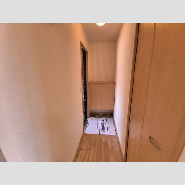 玄関 (玄関(内部))