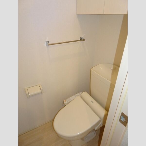 トイレ (温水洗浄暖房便座)