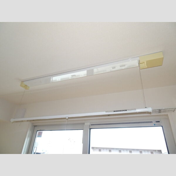 その他設備 (室内物干)