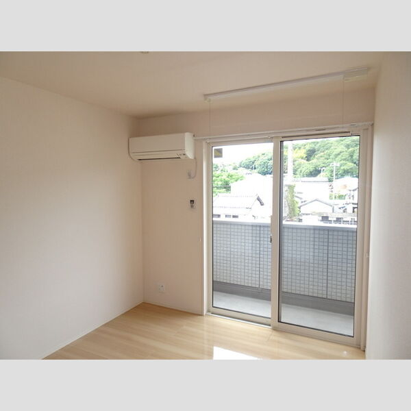その他 (洋室(エアコン付き))