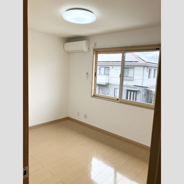 その他 (洋室)
