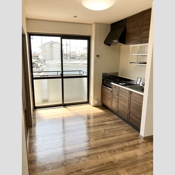 居室・リビング (DK)