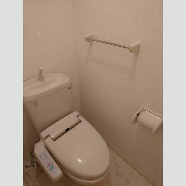 トイレ (温水洗浄暖房便座)