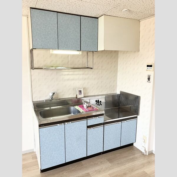 キッチン (キッチン)