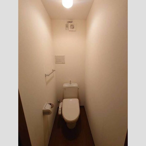 トイレ (温水洗浄暖房便座)