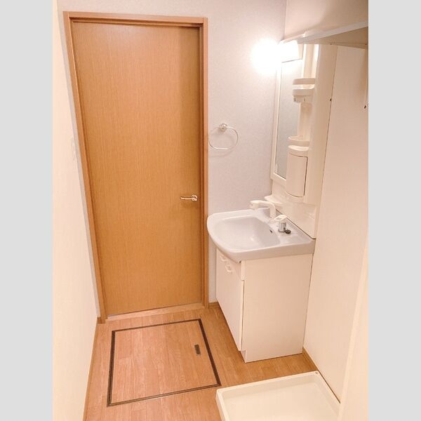 洗面所 (洗髪洗面化粧台)