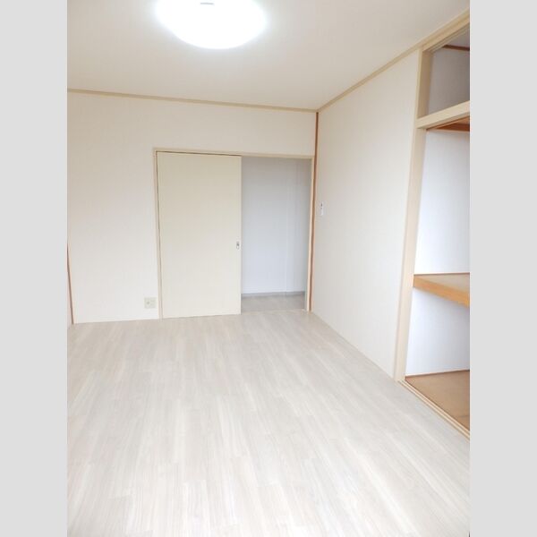 その他 (洋室6帖)