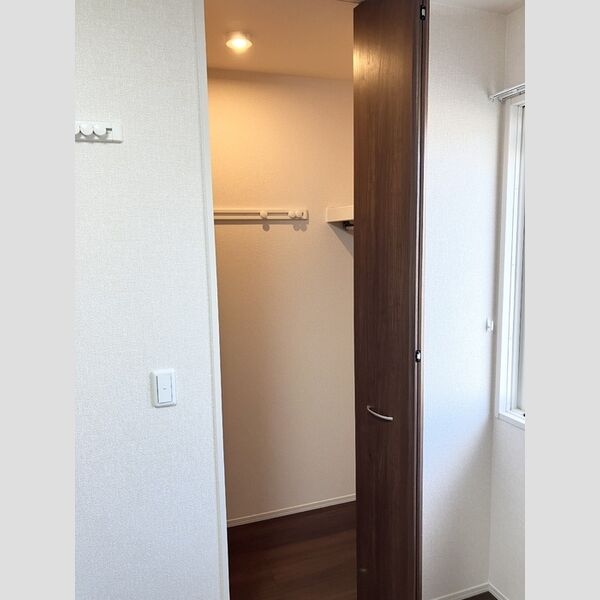 収納 (クローゼット)