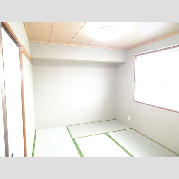 その他 (エアコン付き北側和室6帖)